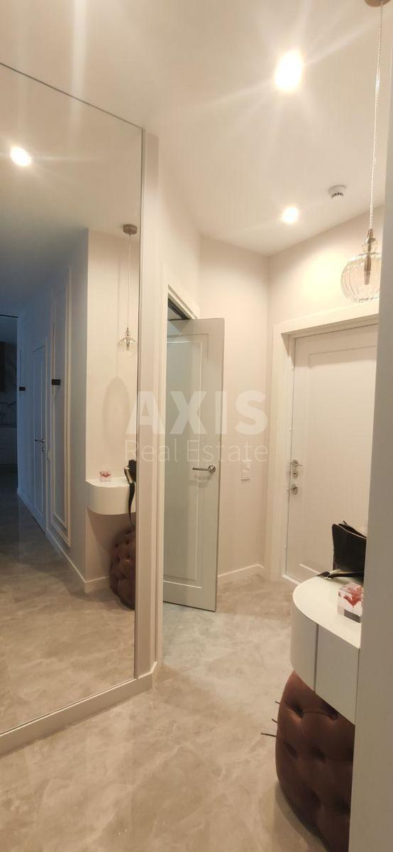 2k apartment vul. Myhajla Maksymovycha 26Г8