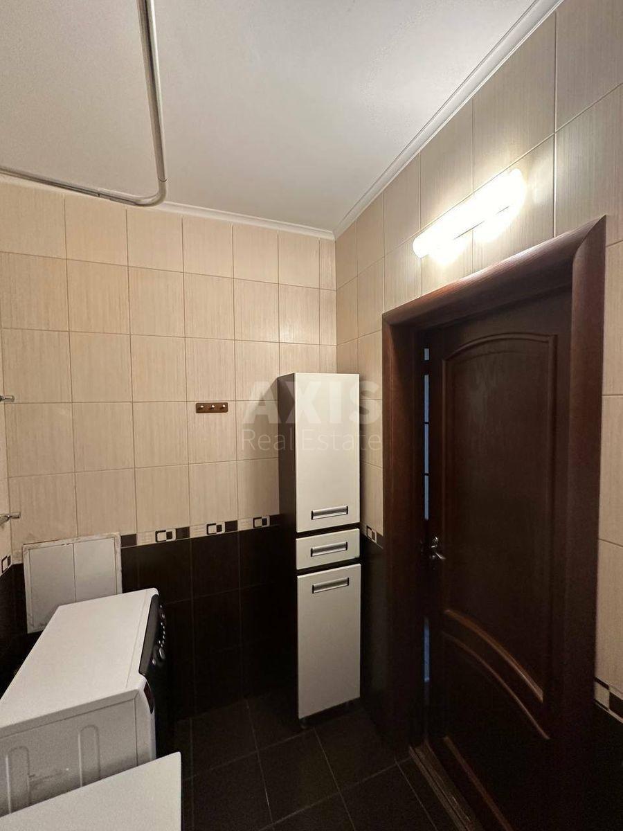 2k apartment vul. Sim'i' Kul'zhenkiv 331