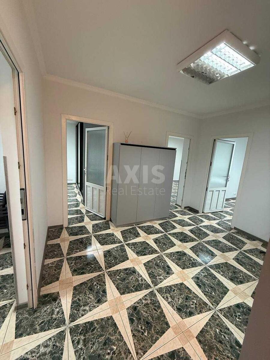 Office vul. Myshugy Oleksandra 2, 130m26016411