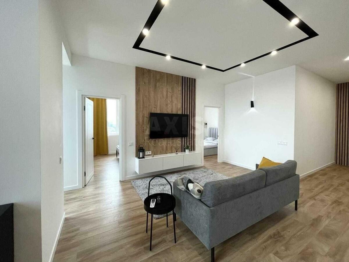 3k apartment vul. Mykil's'ko-Slobids'ka 3А1