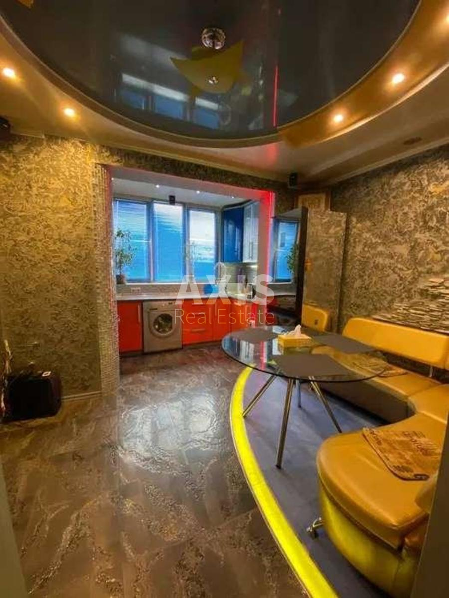 2k apartment nab. Dniprovs'ka 43294350