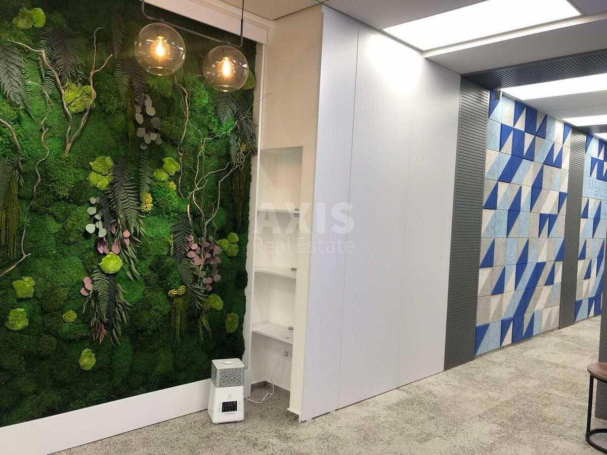 Office vul. Grushevs'kogo Myhajla 9Б, 555m2565871