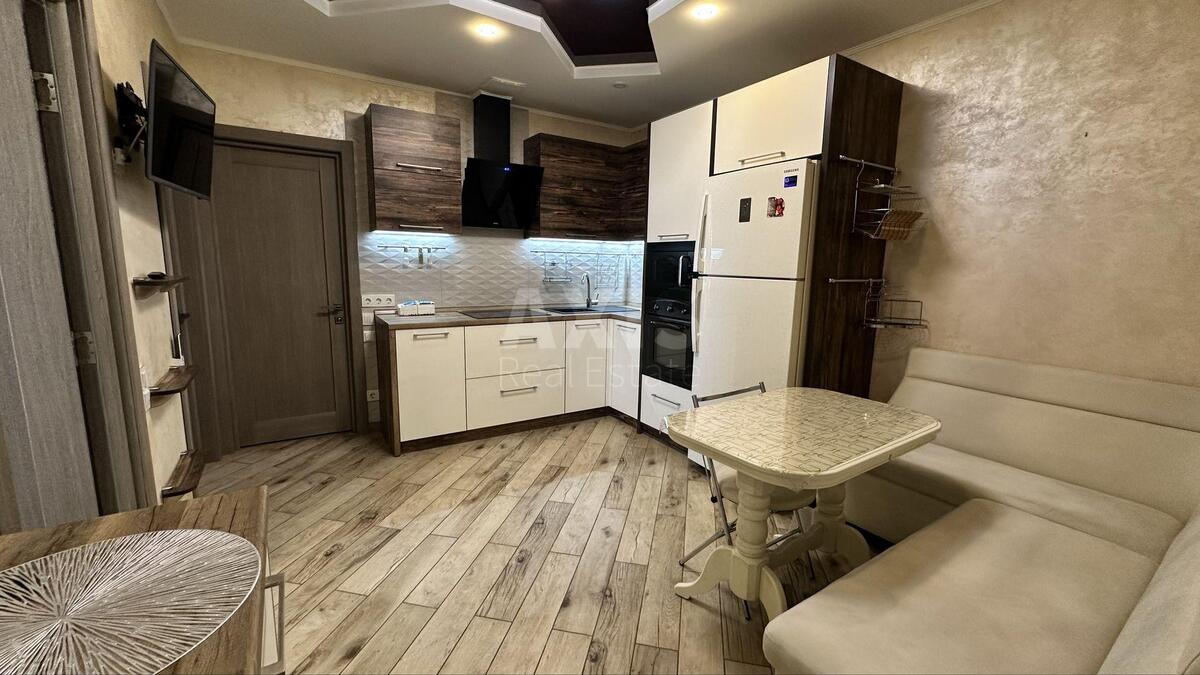2k apartment vul. Revuc'kogo 956678
