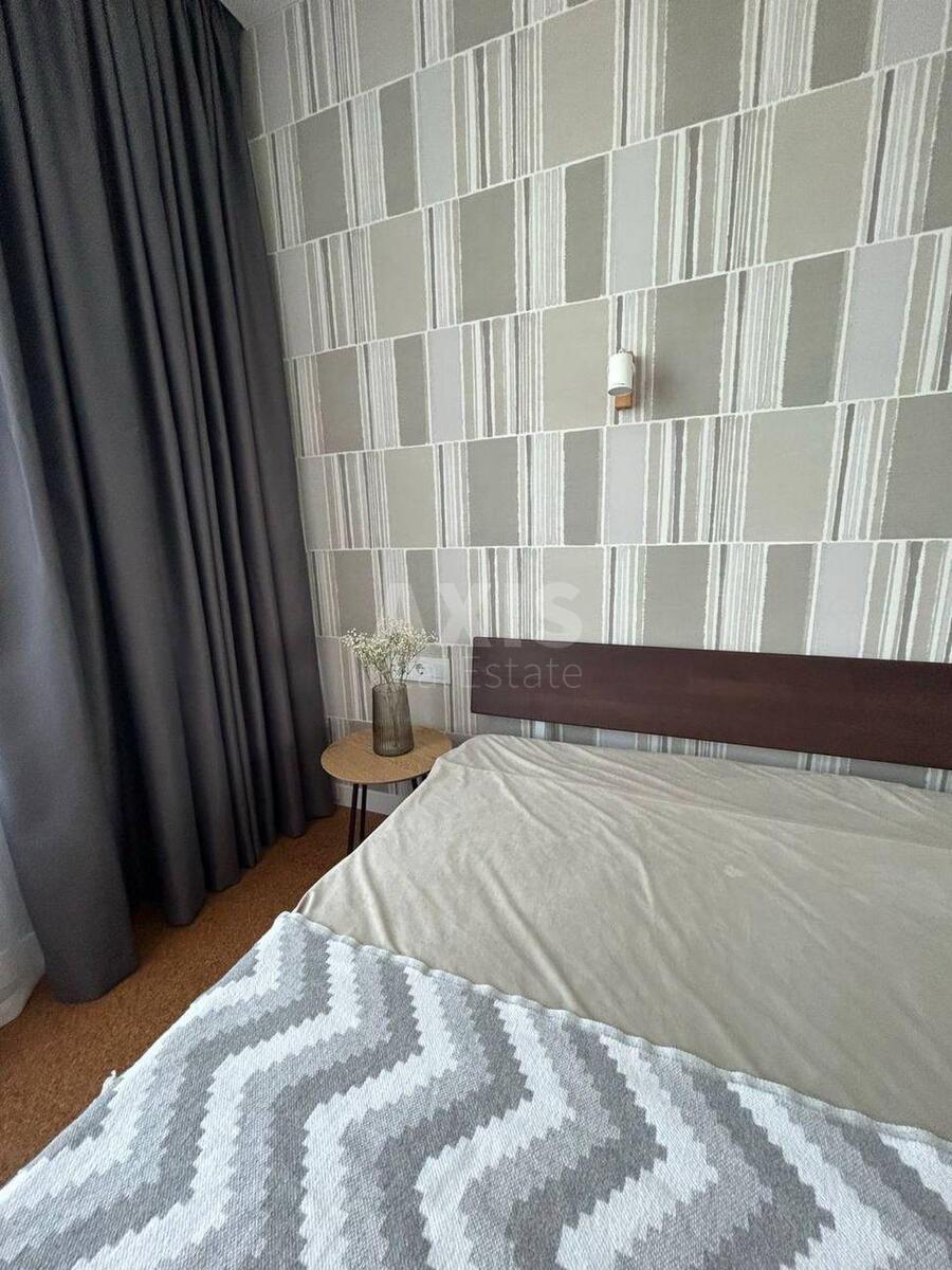 1k apartment nab. Dniprovs'ka 15Ж567112