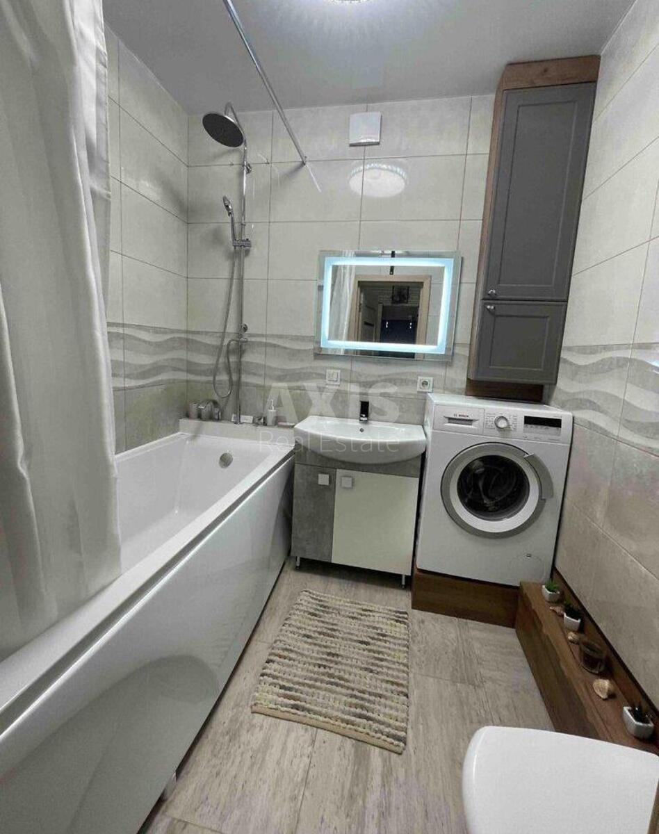 1k apartment vul. Myhajla Maksymovycha 3Д5