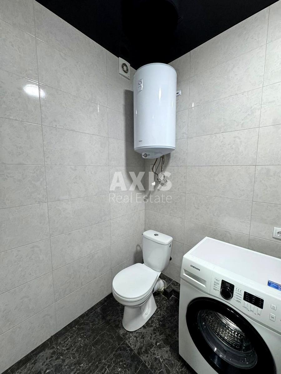 1k apartment vul. Central'na 19616305