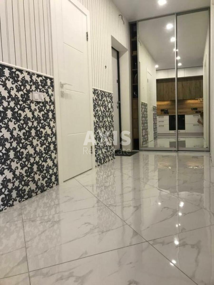 2k apartment vul. Zarichna 25