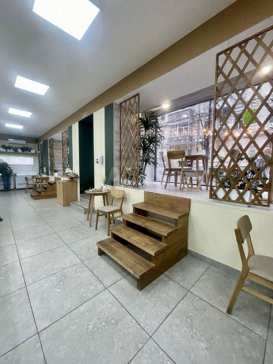 Trade object vul. Gonchara Olesja 75, 100m2624128