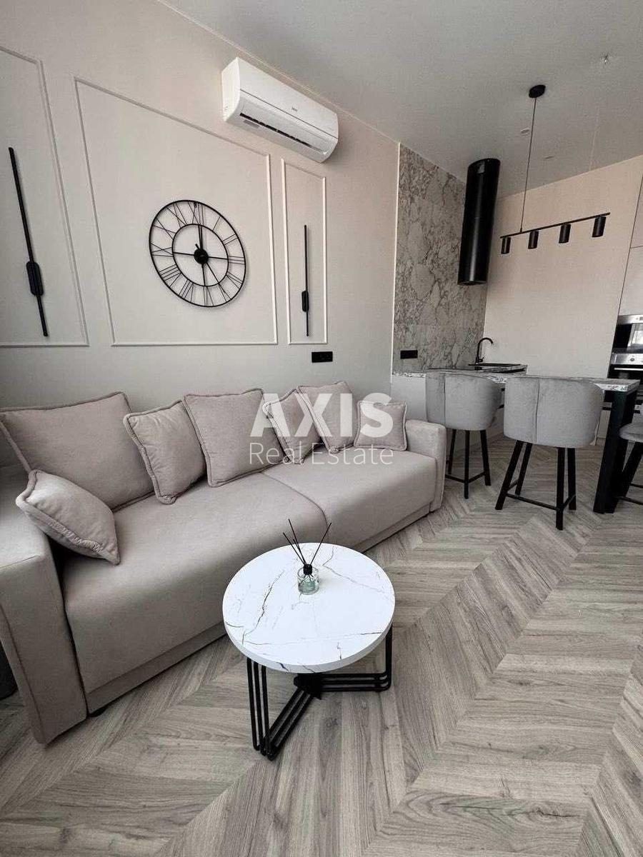 1k apartment vul. Dragomyrova Myhajla 2Б2
