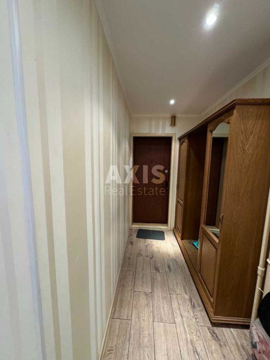 3k apartment vul. Dragomanova 2011