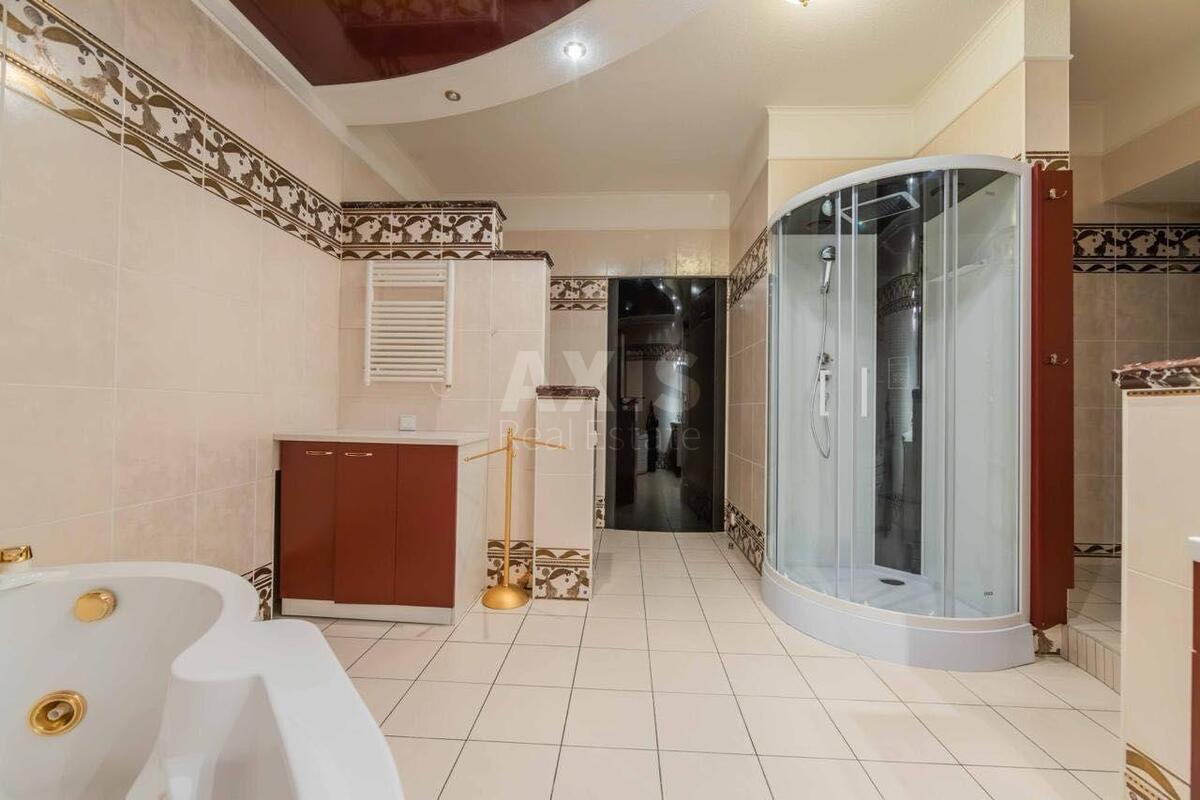 4k apartment vul. Antonovycha 14618999