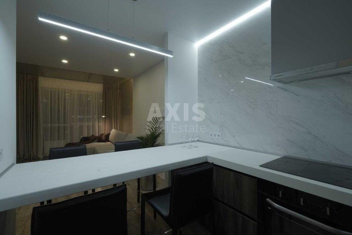 1k apartment vul. Lypkivs'kogo Vasylja Mytropolyta 16Г6