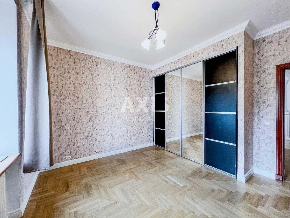 5k apartment vul. Kudrjavs'ka 13/195