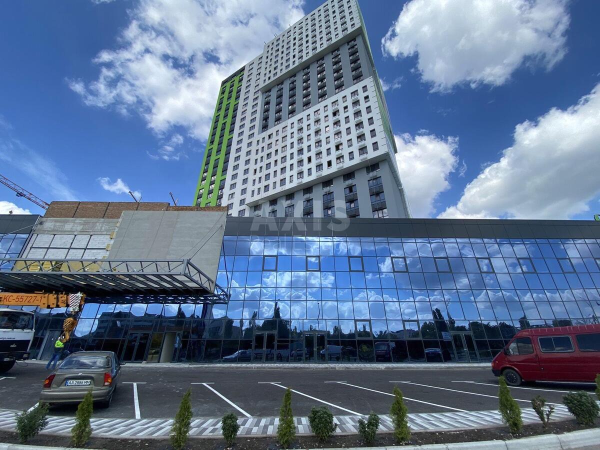 Объект торговли пр-т Бажана Николая 17А, 35м2586672