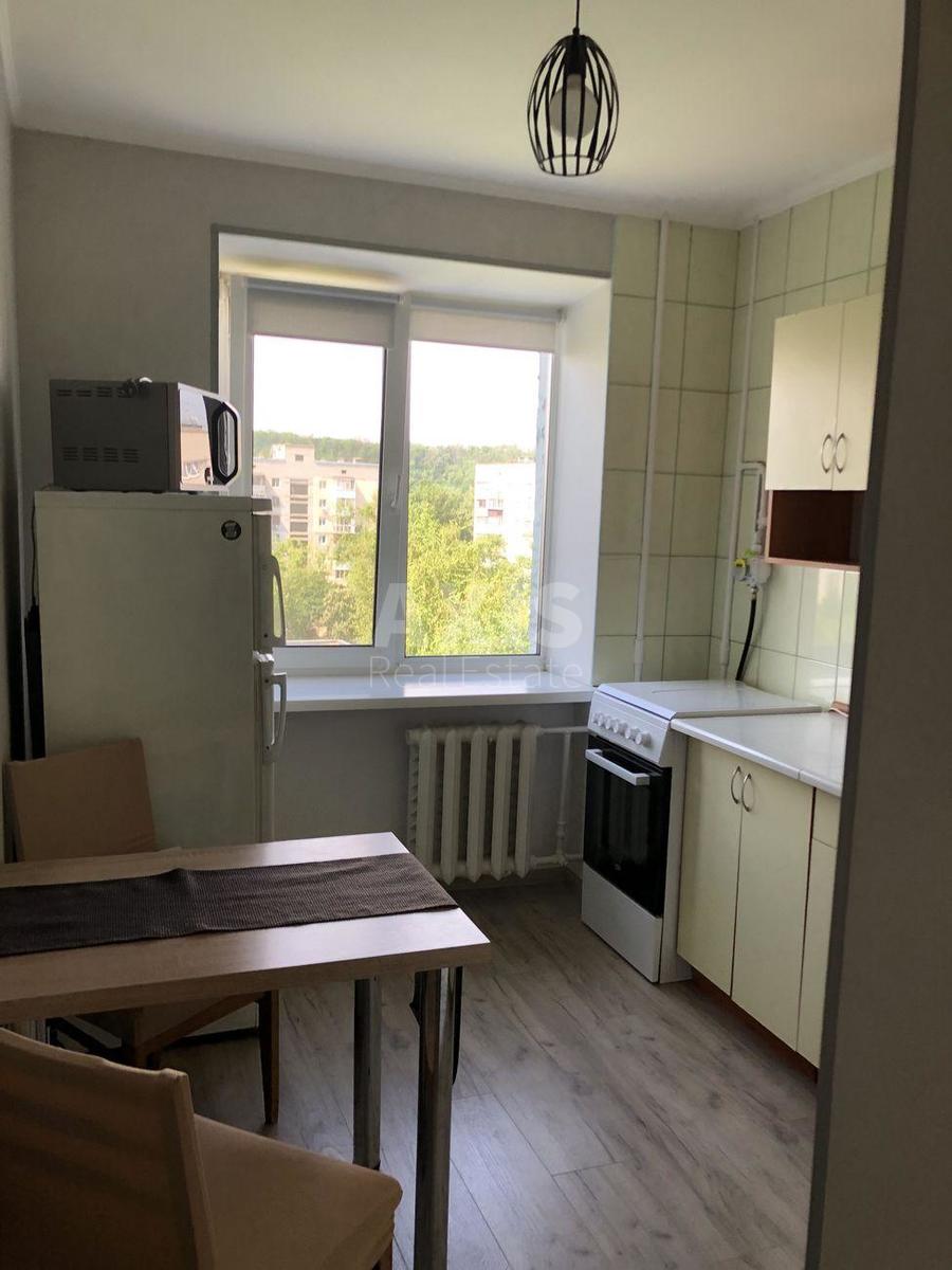 1k apartment vul. Naberezhno-Korchuvats'ka 904