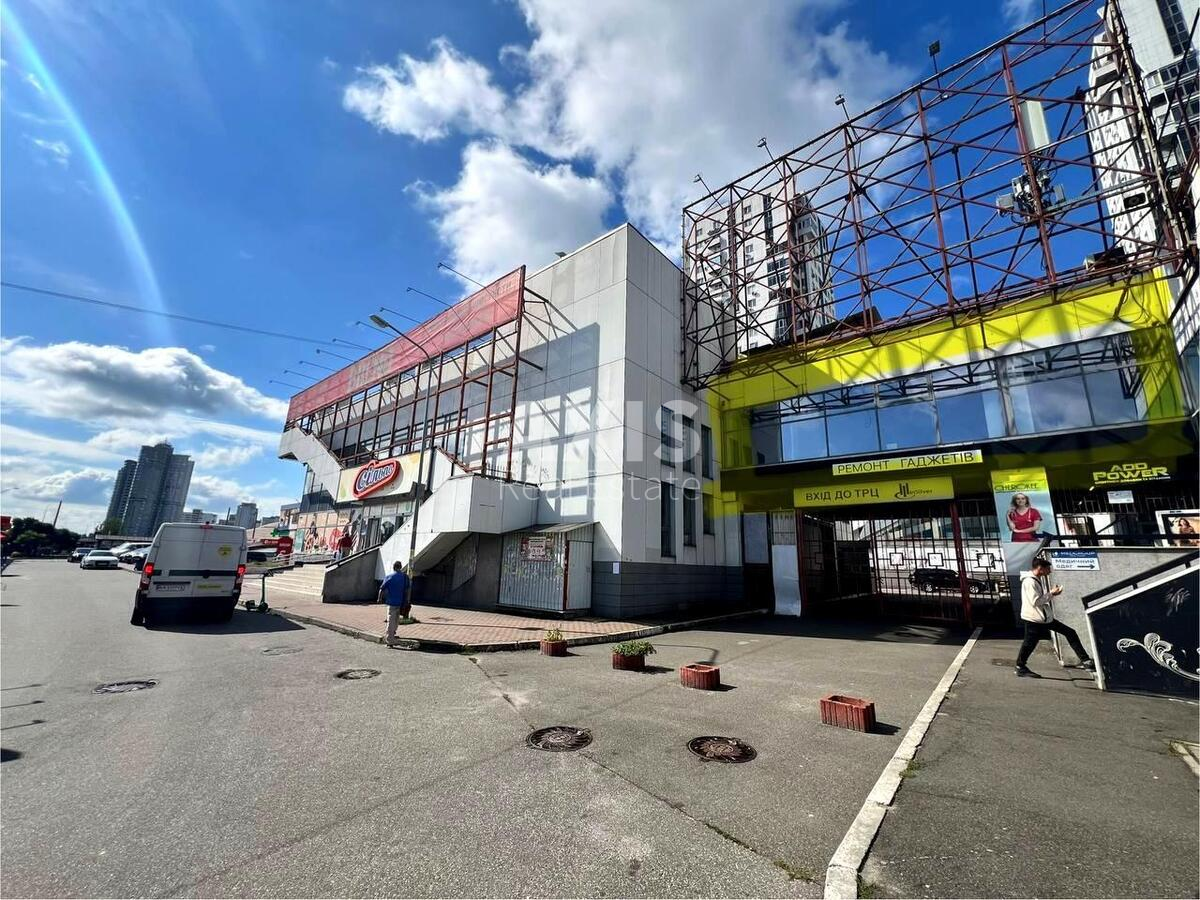 Trade object vul. Knjazhyj Zaton 11, 152m2