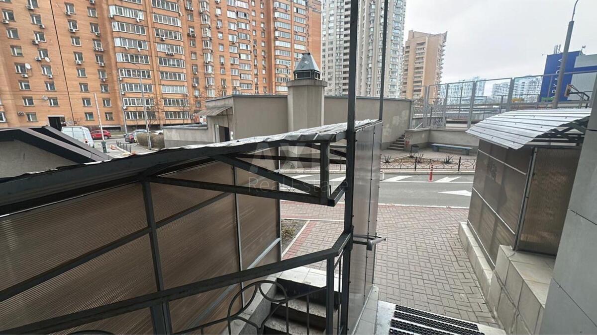 Office vul. Knjazhyj Zaton 21, 65m28