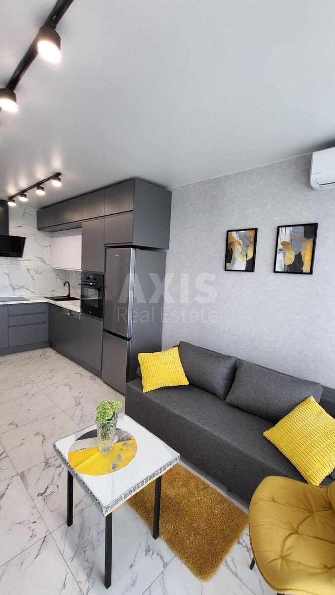 1k apartment vul. Vsevoloda Zmijenka 34/21