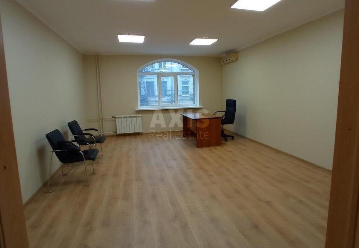 Office vul. Mezhygirs'ka 28, 95m20
