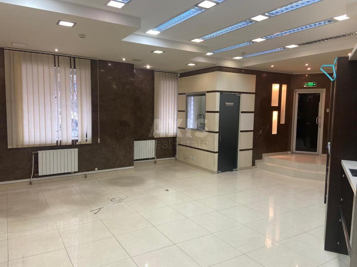 Trade object vul. Dmytrivs'ka 69, 350m210