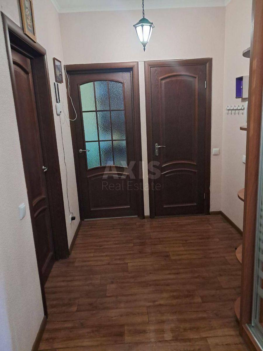 2k apartment vul. Sim'i' Kul'zhenkiv 335