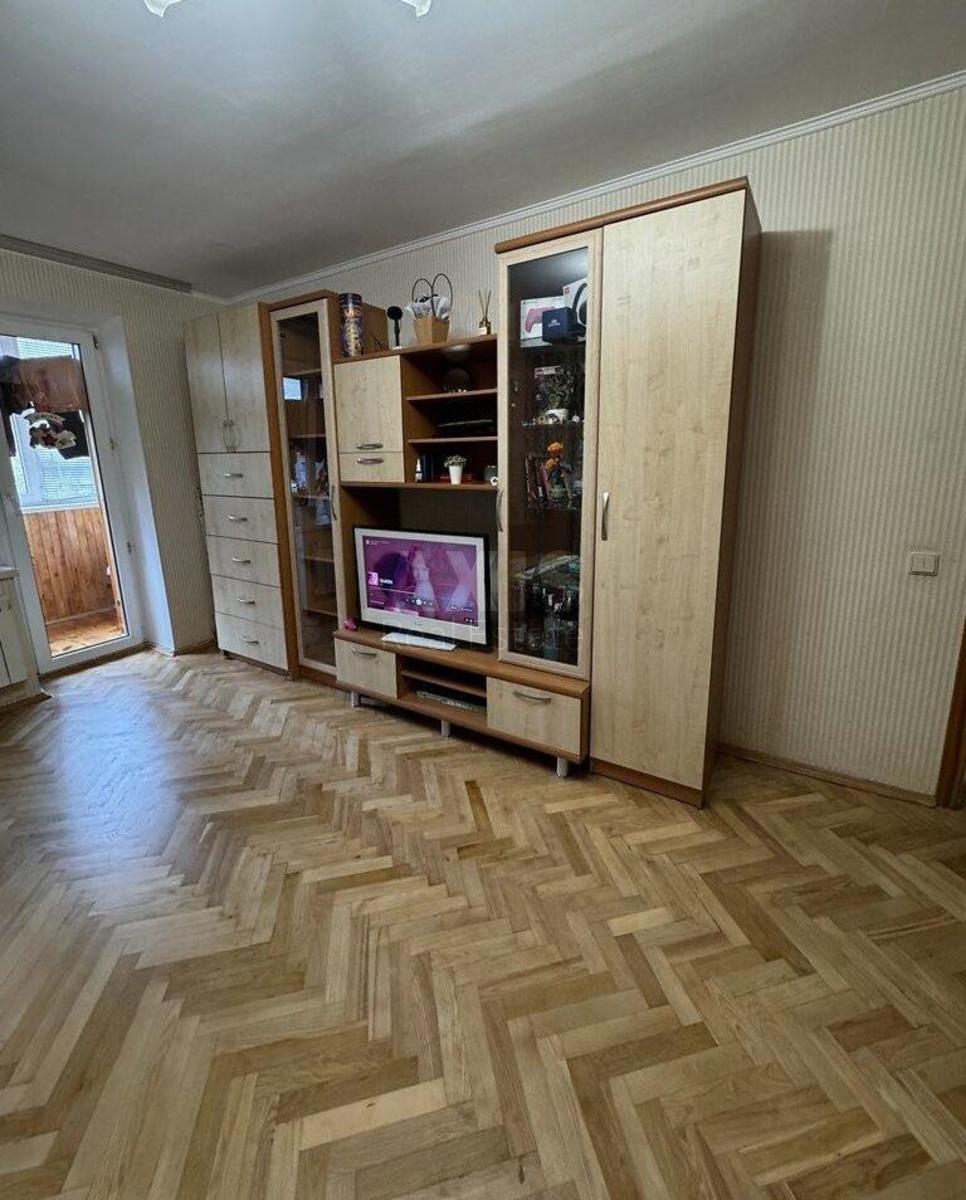 1k apartment vul. Kustanajs'ka 13