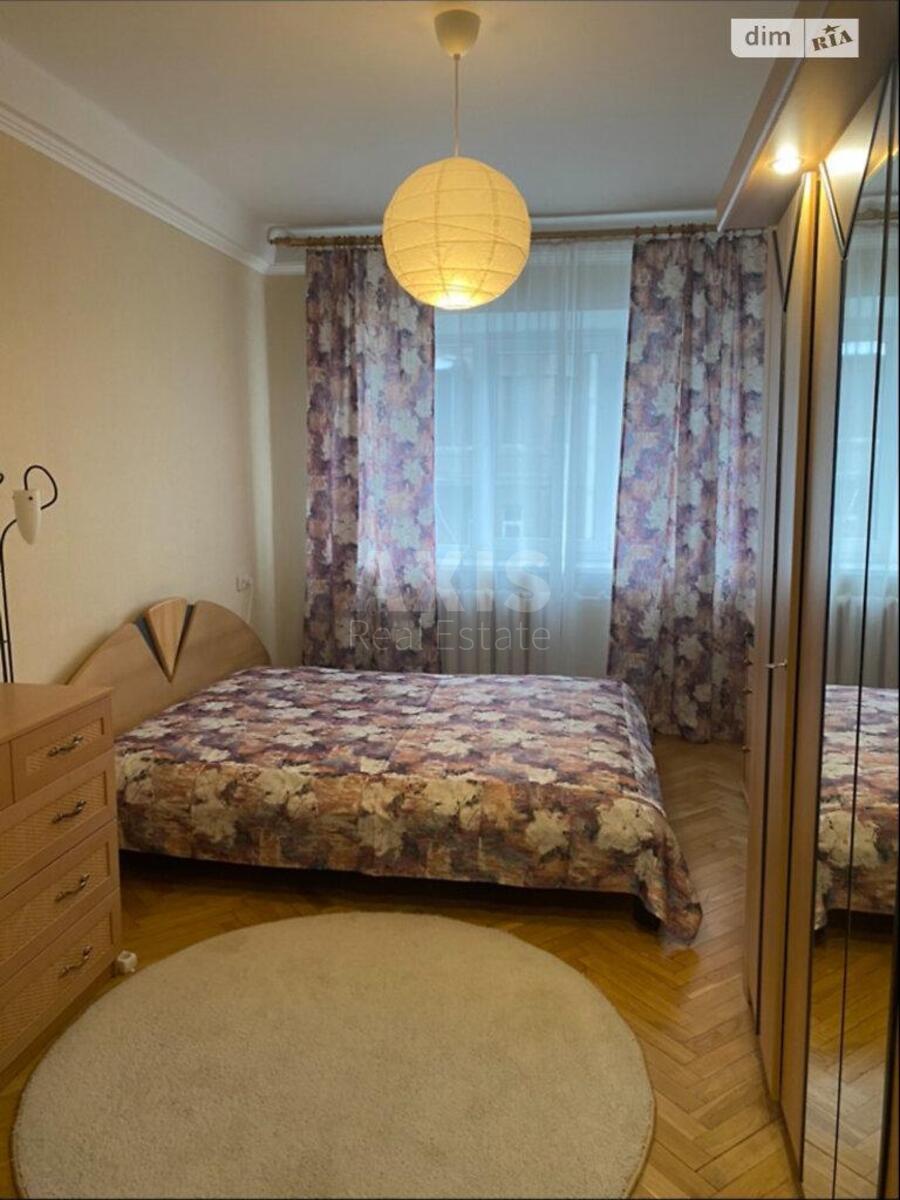 2k apartment vul. Orlyka Pylypa 92