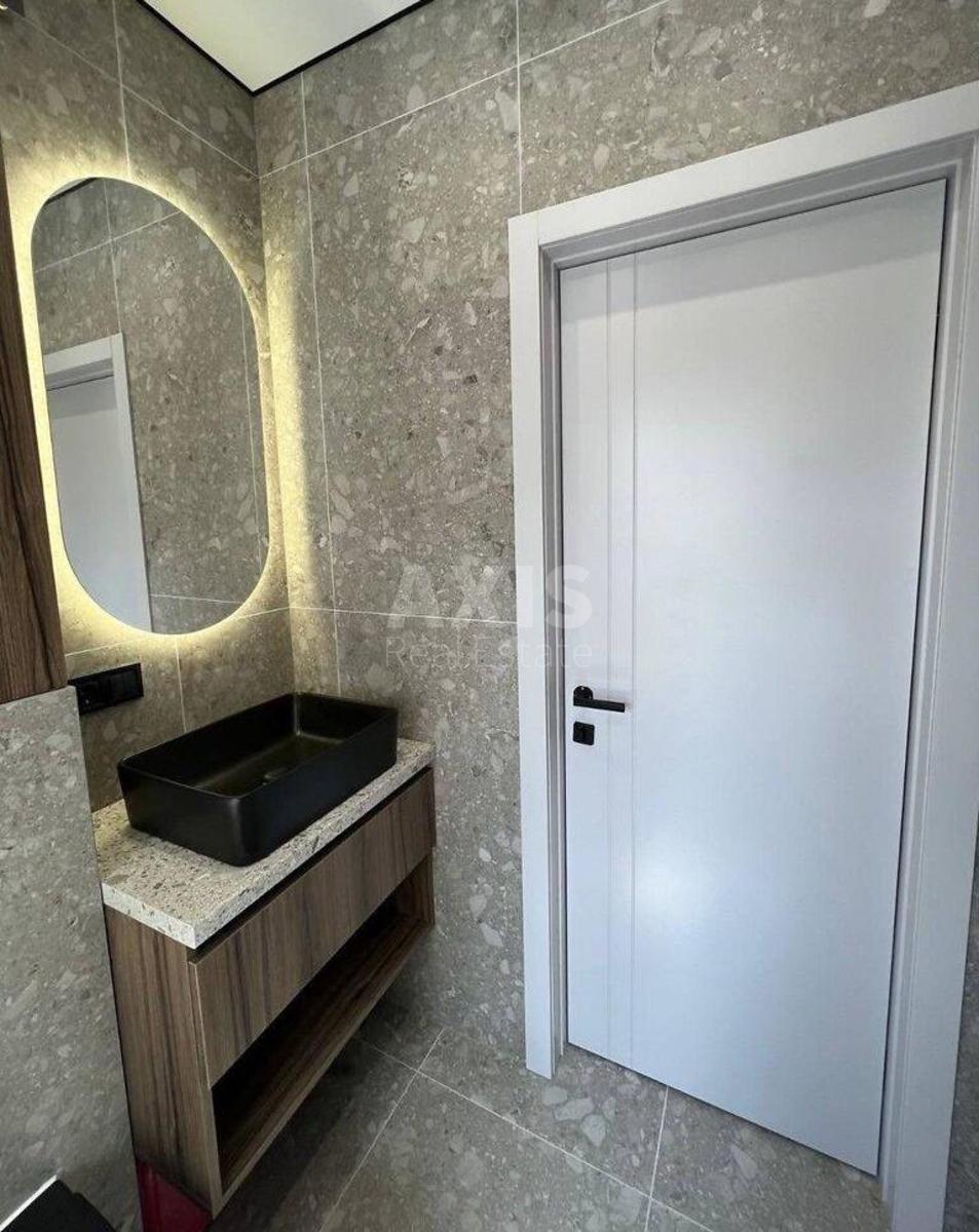 1k apartment vul. Myhajla Maksymovycha 5Б6