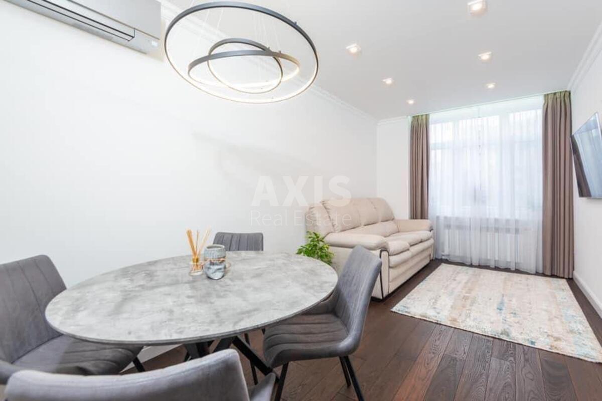 1k apartment vul. Lypkivs'kogo Vasylja Mytropolyta 37Г4
