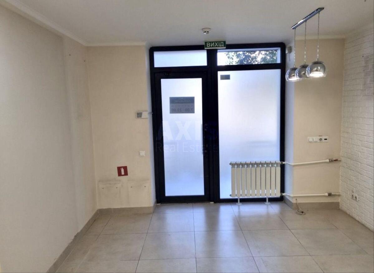 Trade object bul. Mykoly Mikhnovskoho 32, 50m2607221