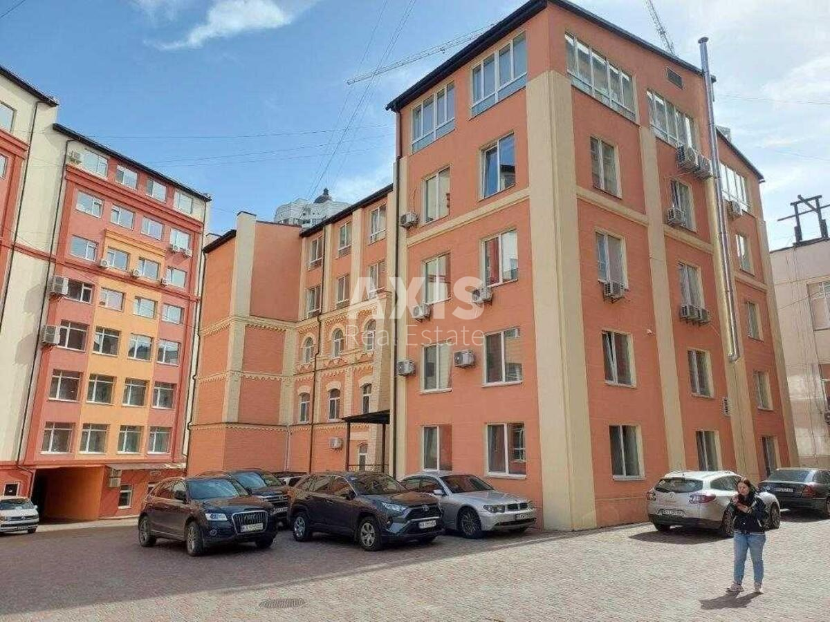 Офіс вул. Майбороди Платона 23, 60м2