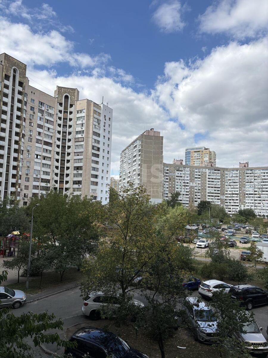 3к квартира ул. Драгоманова 44А6093713