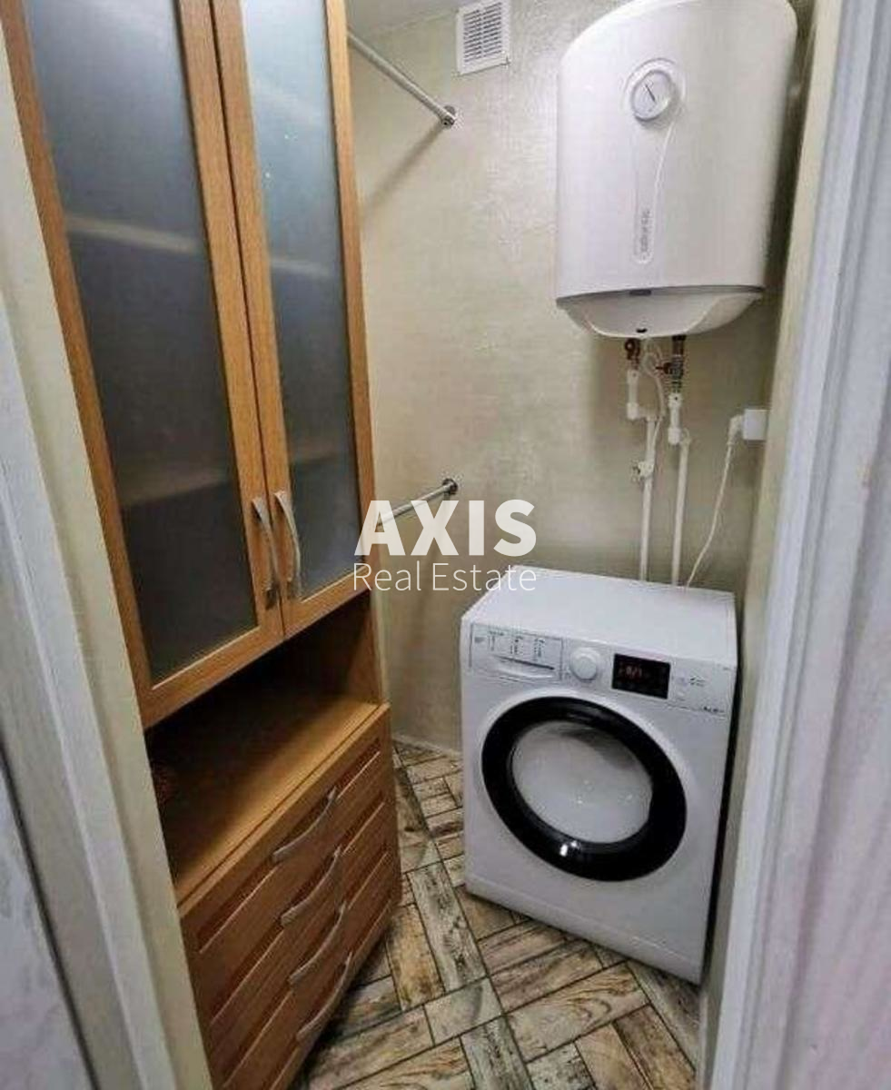 1k apartment vul. Entuziastiv 29/1