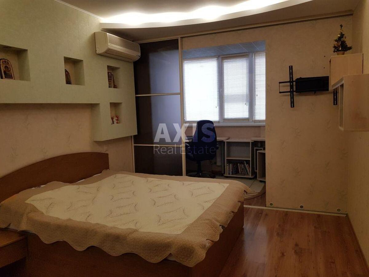 1k apartment vul. Hmel'nyc'ka 10599464
