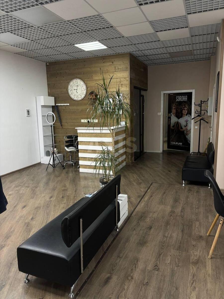 Office pr-t Bazhana Mykoly 17, 146m2581841