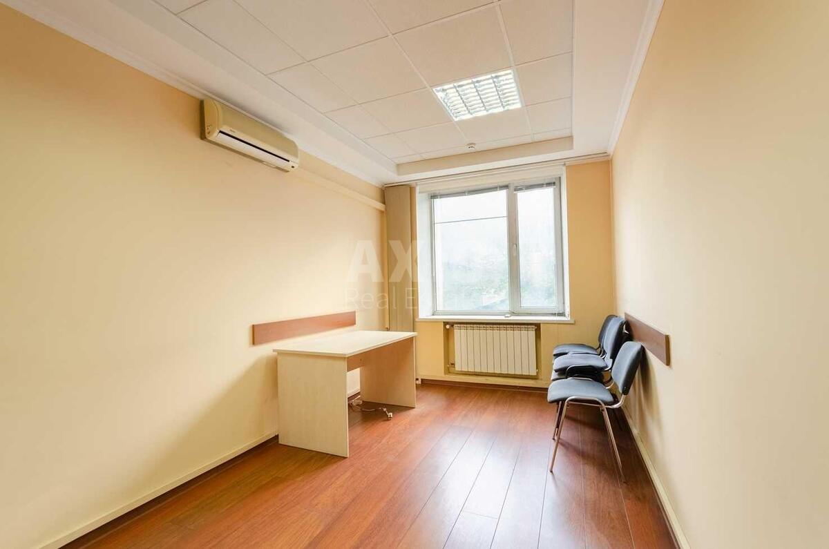 Office bul. Druzhby Narodiv 38, 231m2574224