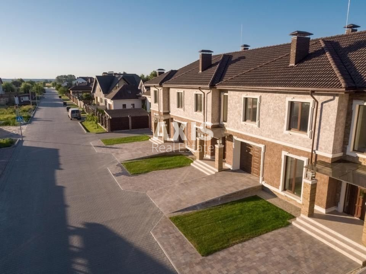 Дoм вул. Абрикосова, 215м2, город Киев