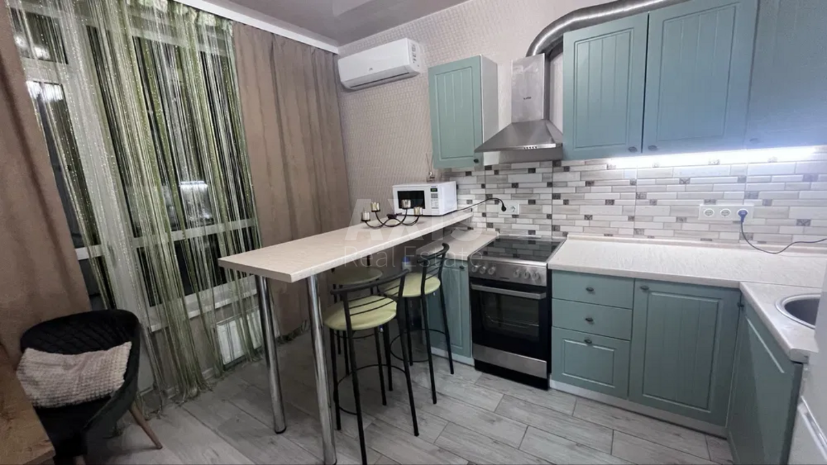 1k apartment vul. Osokors'ka 2А