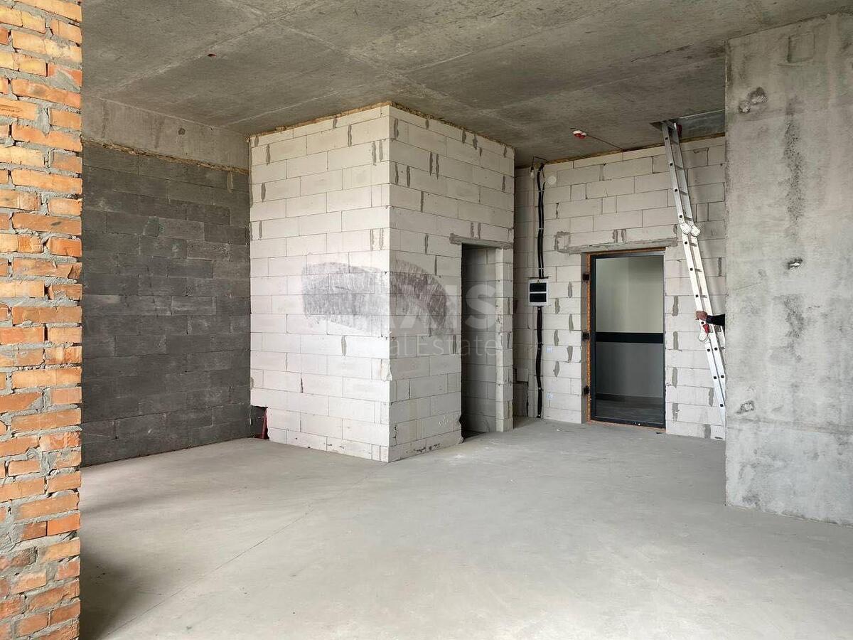 3k apartment nab. Dniprovs'ka 152