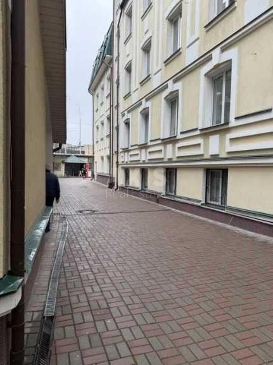 Объект торговли ул. Межигорская 87А, 38м262067