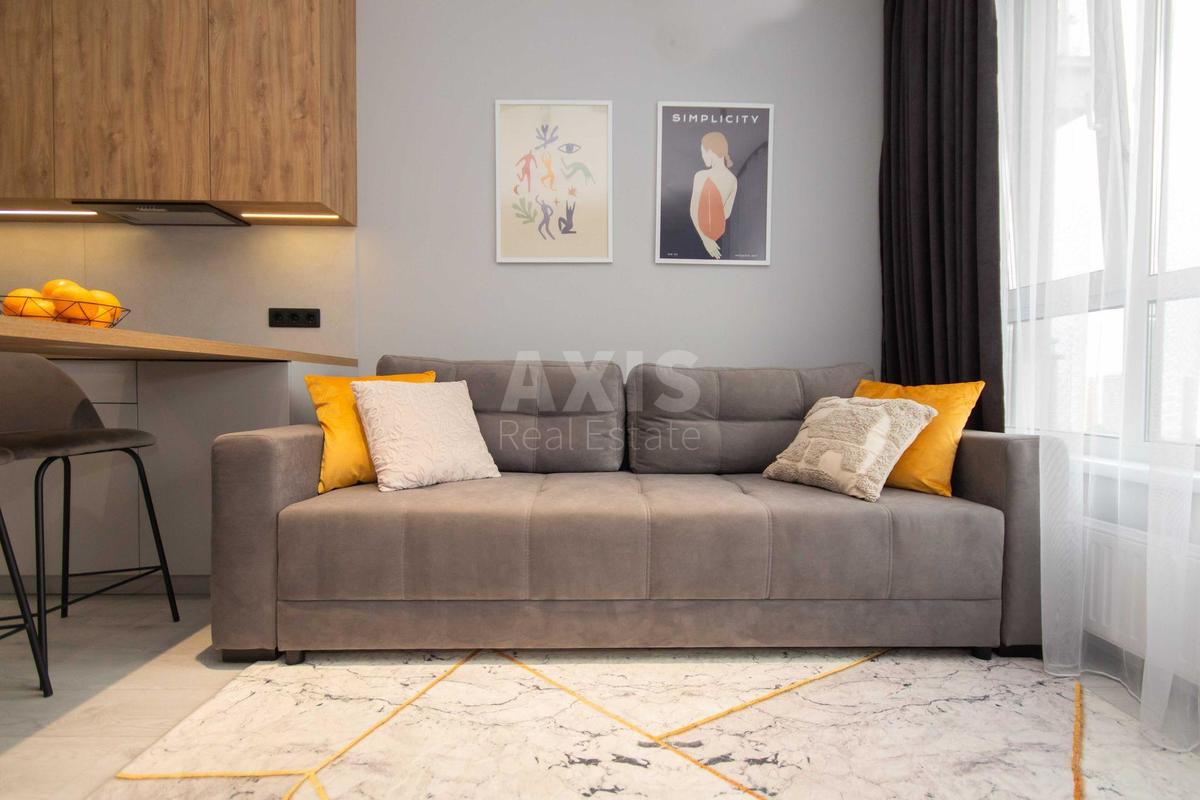 1k apartment vul. Zarichna 10