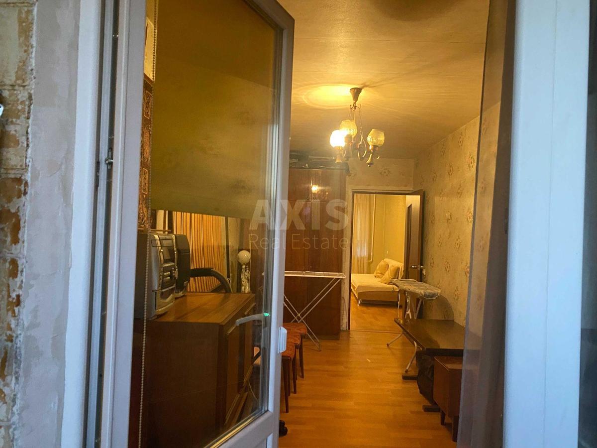 3k apartment vul. Bakyns'ka 379