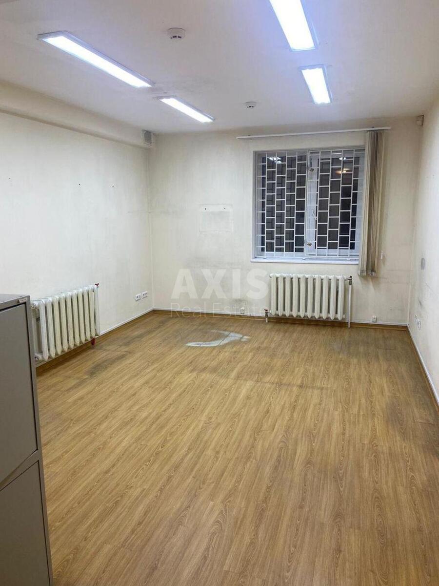 Trade object vul. Dmytrivs'ka 69, 350m27
