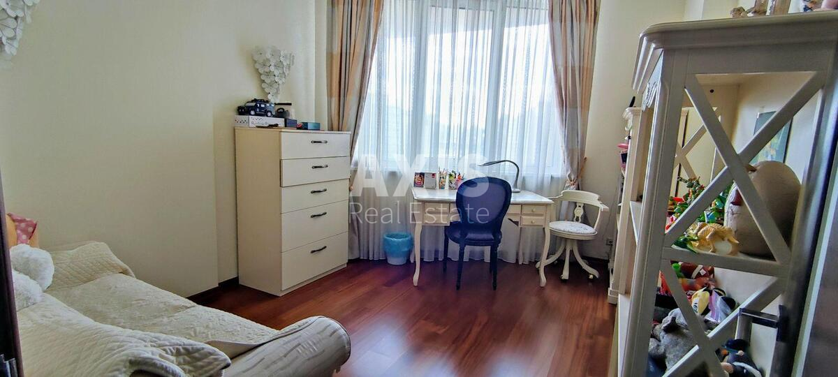 4k apartment vul. Barbjusa Anri 37/16
