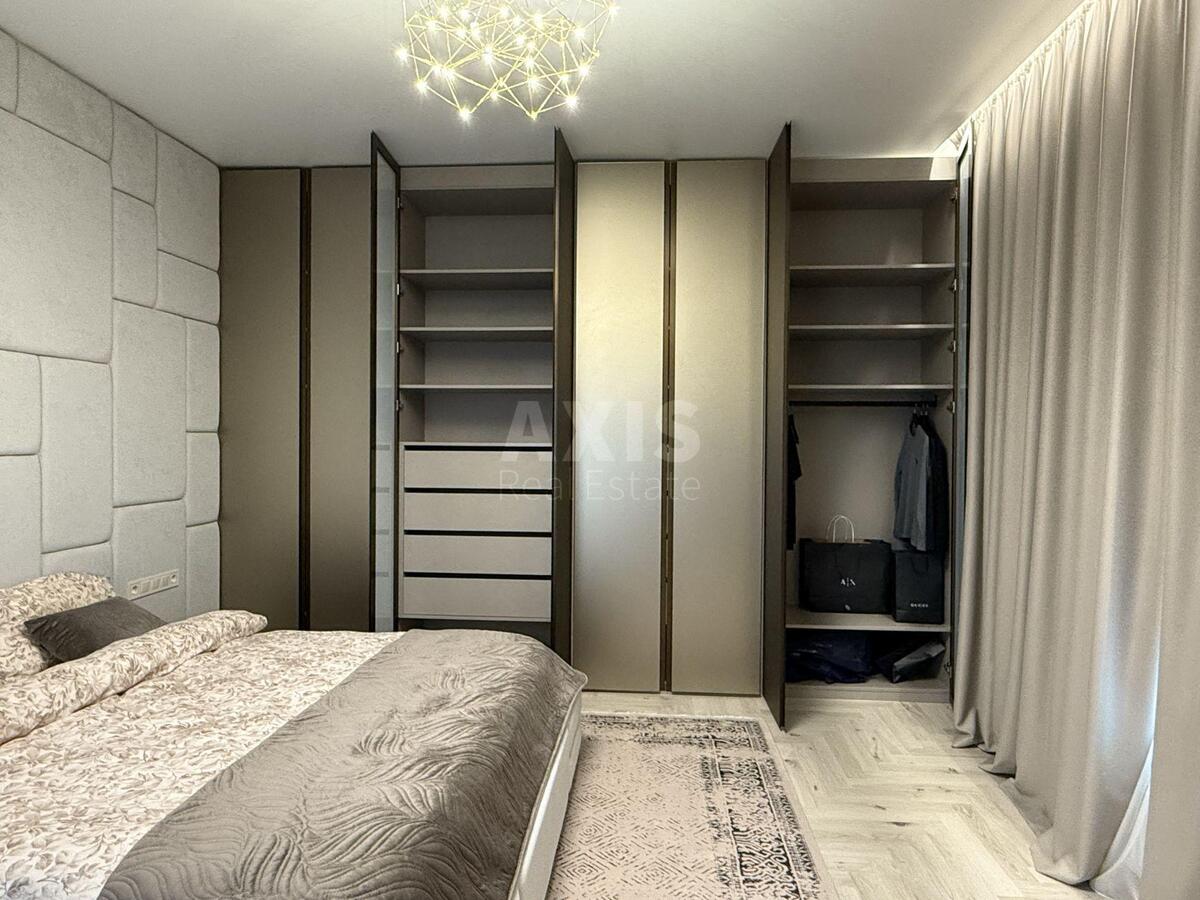 4k apartment vul. Antonovycha 1097