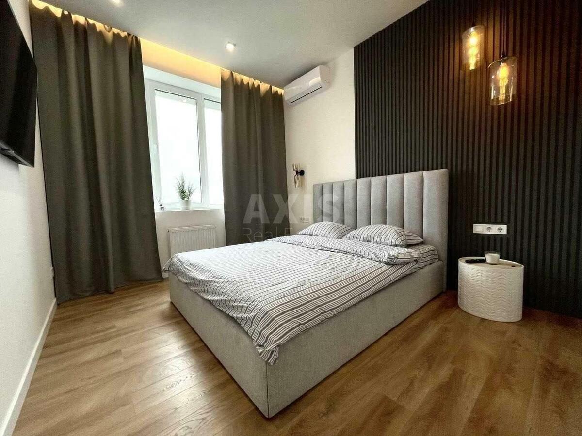 3k apartment vul. Mykil's'ko-Slobids'ka 3А2