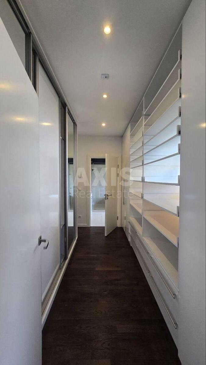 House vul. Lokomotyvna, 315m2, Kyiv city6135812