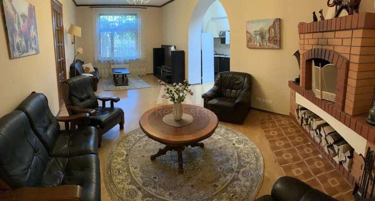 House vul. Dobryj Shljah, 270m2, Kyiv city6
