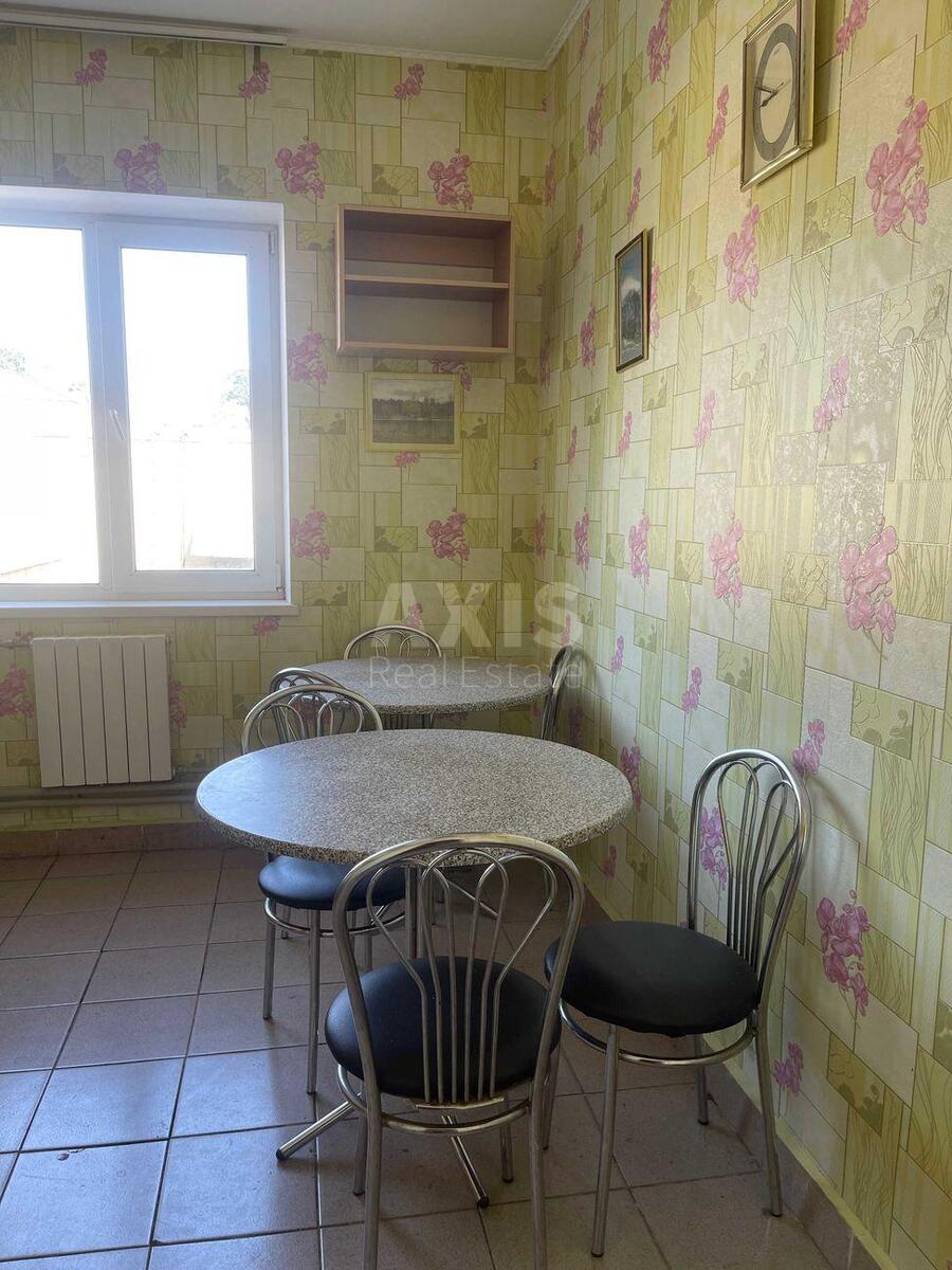 Office vul. Syrec'ka 33, 120m2611394