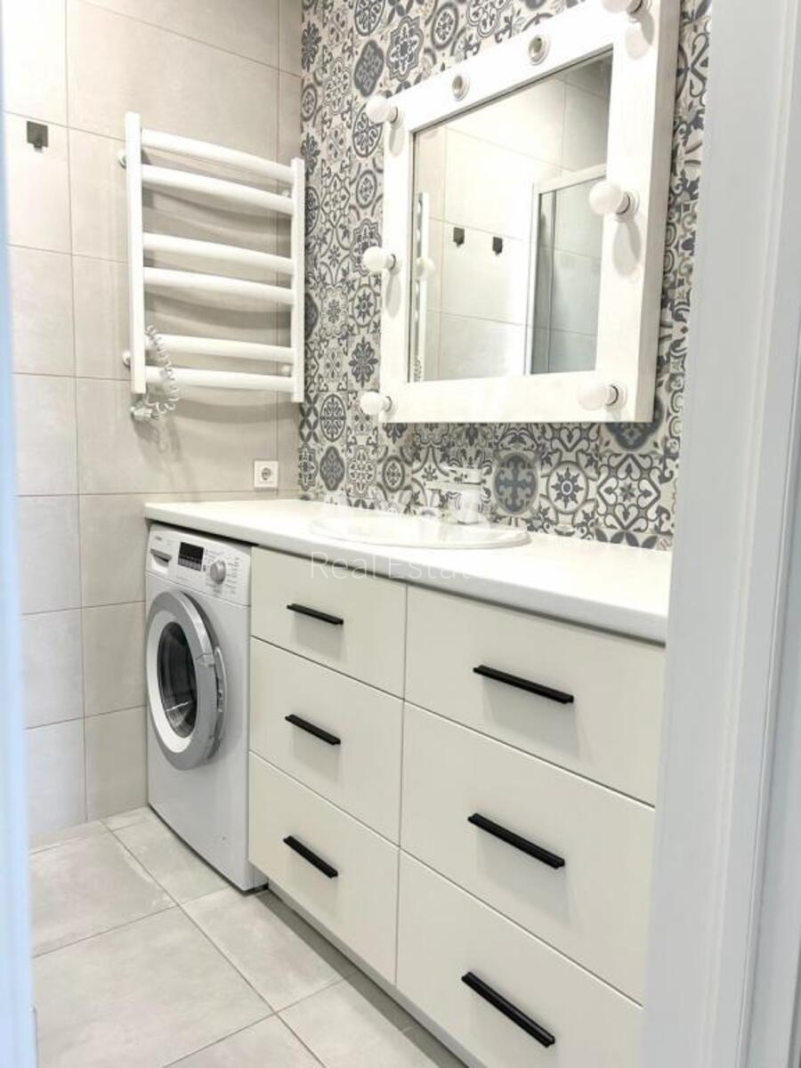 2k apartment vul. Zarichna 26